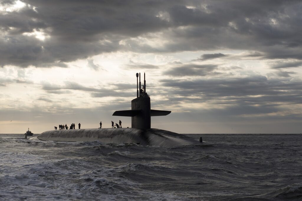 Submarine Implosion Unveiling the Spectacular Catastrophe Below the Waves