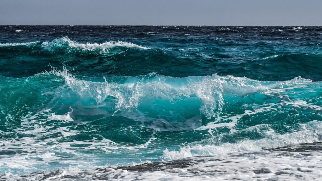 10 Terrifying Facts about the Ocean That Will Leave You Speechless